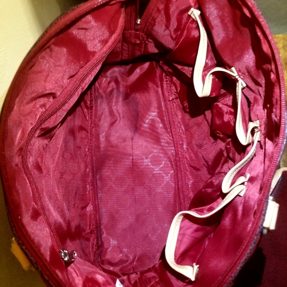 JM New York Purse with matching wallet - Picture 4 of 5